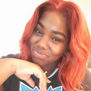 Meet your Posher, Tenesha